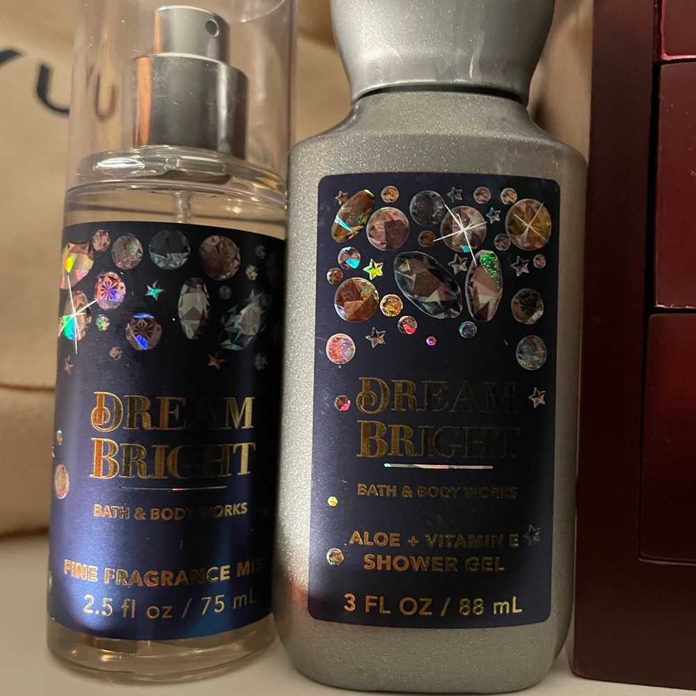 BBW Dream bright travel size shower gel and mist